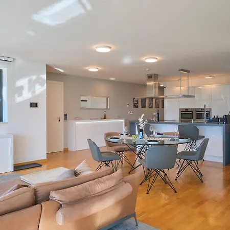 Ferienwohnung Fur 6 Personen Ca 145 Qm In Split, Dalmatien Mitteldalmatien 스플리트